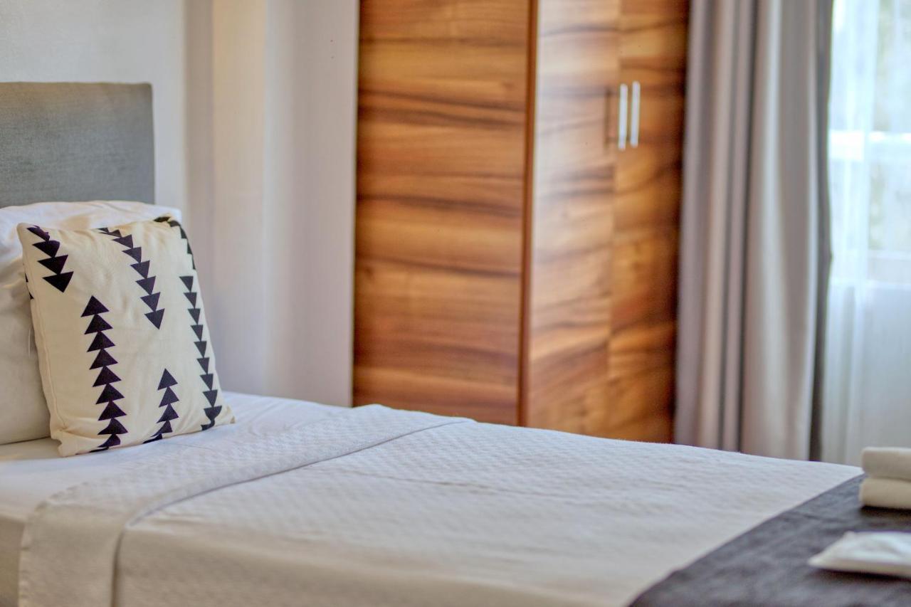 Camlik 87 Hotel Ayvalı Esterno foto