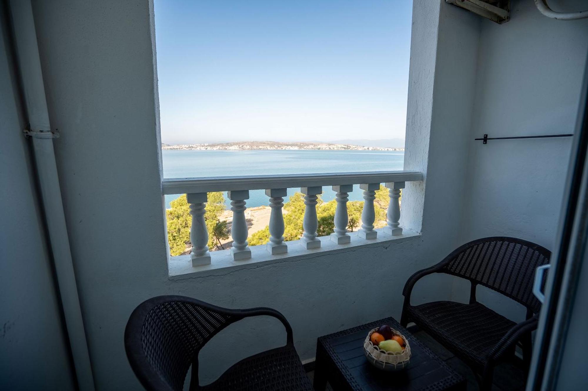 Camlik 87 Hotel Ayvalı Esterno foto